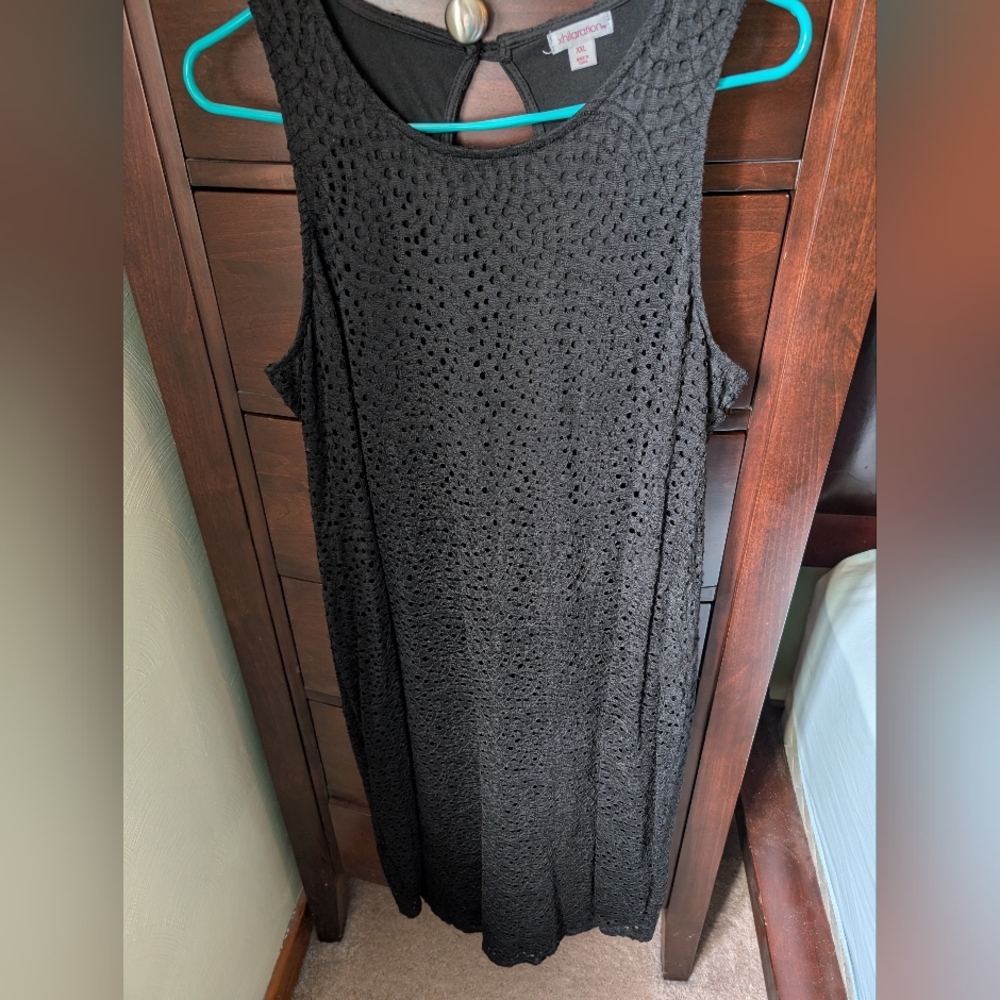 Black Sleeveless Crochet Dress